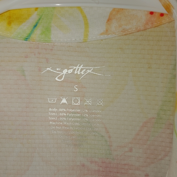 Gottex Golf + Tennis Mini Dress In Lilly Floral Print. - Picture 5 of 8